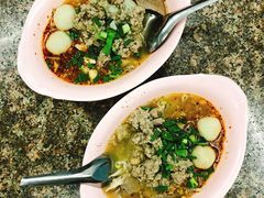 -榮泰米粉湯(Left Shop)