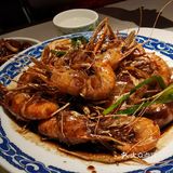 油炸的很香脆，但是肉一点也不干的，很好吃