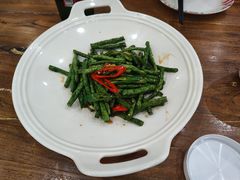 -清真·玛丽亚新疆菜主题餐厅(浙江中路店)