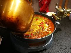 -万重锦·人文川菜馆(骡马市店)