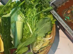 -路边边.炒菜烧烤.音乐餐厅(良乡长虹店)