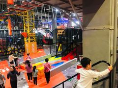 -嗨翻Hi-Fun竞技主题乐园·蹦床亲子生日轰趴(国光1937店)