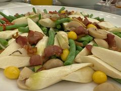 -尊爵天际大饭店 (近台茂)