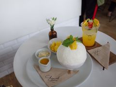 -Cheevit Cheeva(Sirimangkalajarn)