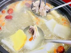 -花苑美食横琴生蚝火锅(拱北粤华路店)