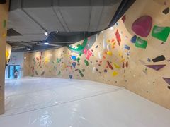 -ROCKPLUS攀岩馆(环宇城店)