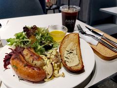 德式芝士肠配有机菌菇全餐-GOTLOT COFFEE&KITCHEN角落厨房NOOK店