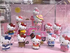-泡泡玛特POPMART(侨福芳草地店)