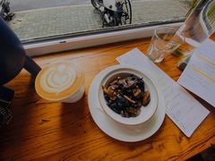 腰果奶拿铁-Egg•Allday Brunch(襄阳北路店)