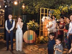 -Flora婚纱礼服定制租赁店