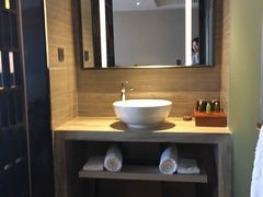 -深圳罗湖东门步行街亚朵X酒店