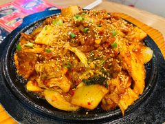 辣白菜五花肉-八福力韩国休闲餐厅(泉舜店)
