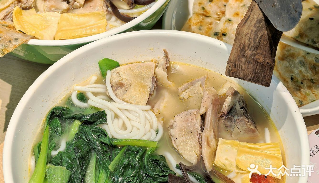 这口土鸡汤米线，打工人一周吃三天！