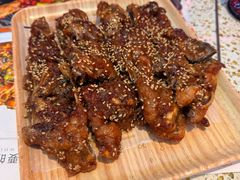 -小董哥烤串·爆汁大油边(故宫店)