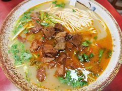 -金杨拉面王小吃面馆·牛三宝面·红烧牛肉粉
