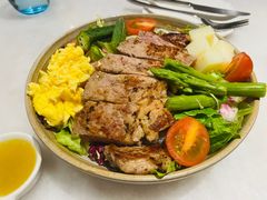澳洲牛排鸡蛋沙拉-WOKKA by艮上(中海环宇荟店)