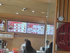 -南城香·饭香串香馄饨香(赵公口店)