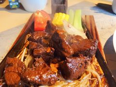 铁锄牛排-穹六人间 people 6(岳阳路店)