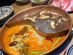 -洱火云南酸菜牛肉火锅(石景山当代商城店)