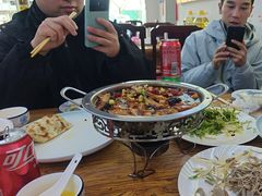 -溢心园香河肉饼总店