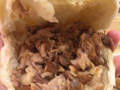 牛馍王肉夹馍-十三朝牛馍王擀面皮(骡马市店)
