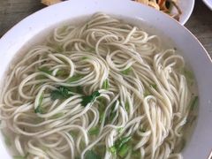 -正宗胖子抻面馆(岭东路店)