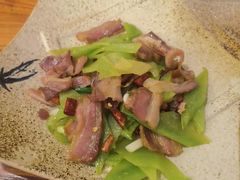 -滇香肴·云南菜蒸汽石锅鱼(云南北路店)
