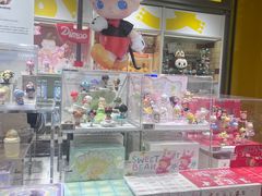 -泡泡玛特POPMART(上海环球港店)