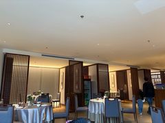 -静之湖湖畔餐厅