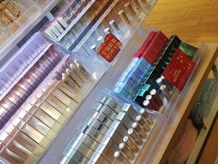 -三福时尚(三峡广场华夏银座店)