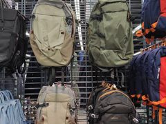 -迪卡侬(顺峰山店)