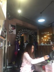 -茶发Salon·烫发染发理发