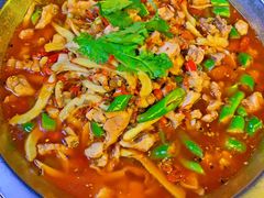 -兔行天下-鸿鹤鲜锅兔(中海国际店)