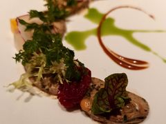 青口贝色拉-弦月窗LUNETTE BY AMANDA(复兴路店)