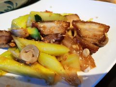 猪颈肉-食肆&Fourteen(武林夜市店)