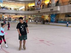 -冰纷万象滑冰场(二七万象城店)