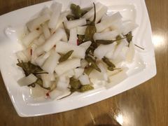 -山妹子铁锅炖