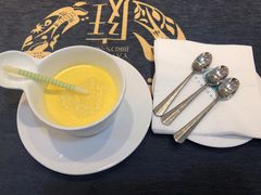 -燕庭·纯燕窝·甜品下午茶(南京西路店)