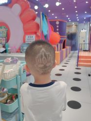 -Oh my head儿童理发(绿地·新田360店)