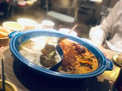 重庆红油经典鸳鸯锅-王歘歘·chuǎ火锅(五道营店)