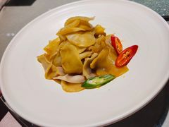 意大利油醋白木耳-东南里湖景餐厅·新闽菜(浦西万达店)