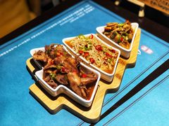 -八月美食小馆(银泰城总店)