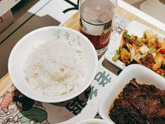 -老乡鸡(上海白玉兰广场店)