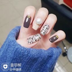 -Pink You美甲洗眉纹绣定制中心