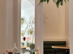 -春树下·树屋花房西餐厅(罍街AS1980店)