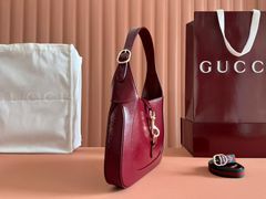 -Gucci(重庆IFS店)