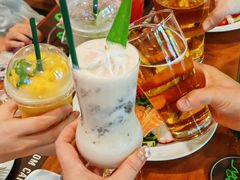 -Chom Cafe and Restaurant
