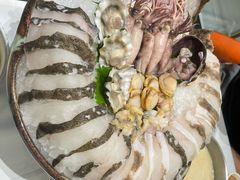 -红鼎豆捞·非遗鲍皇汤火锅(宝丰路店)