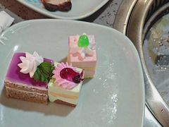 -金滏山烤肉·海鲜·火锅自助餐厅(襄阳万达店)