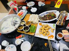 -雪野鱼头大王邢府公老店(雪野湖店)